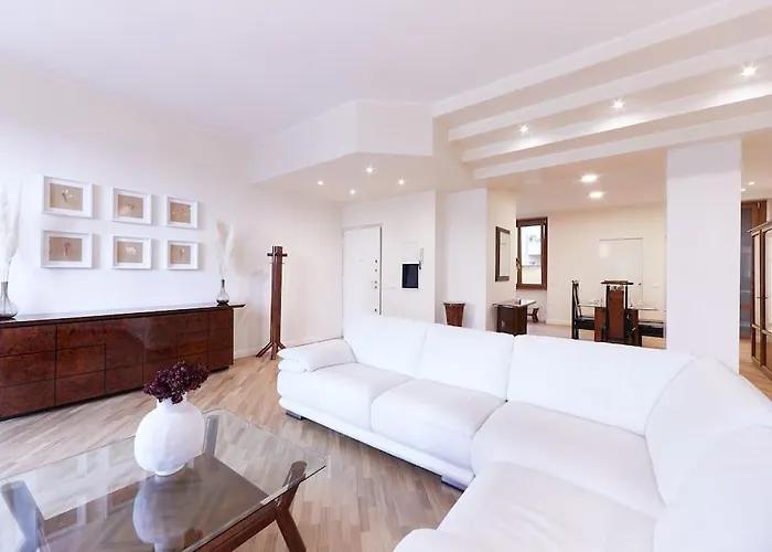 Elegant Apartment